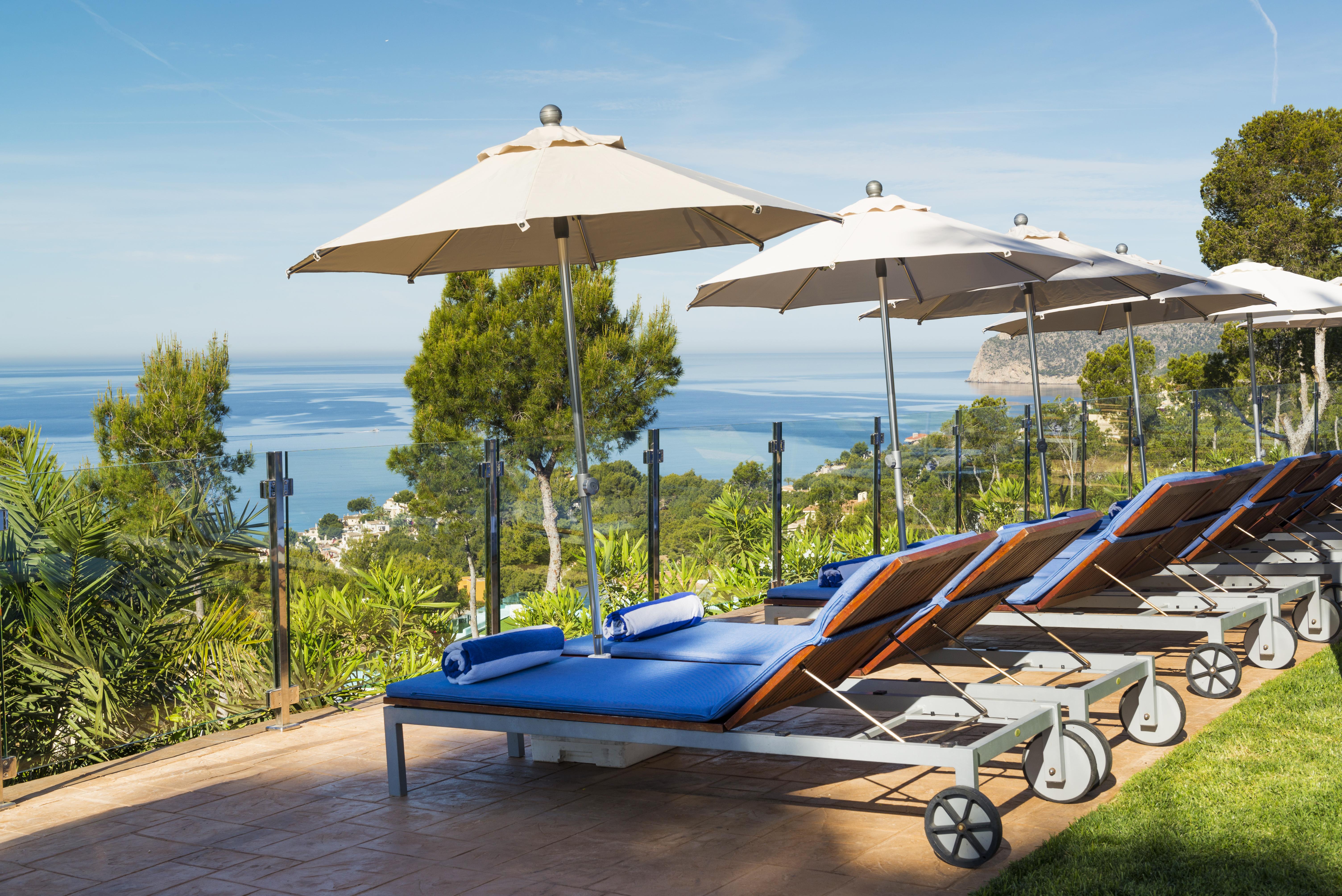 Hilton Mallorca Galatzo Παγκουέρα Εξωτερικό φωτογραφία The resort's pool area