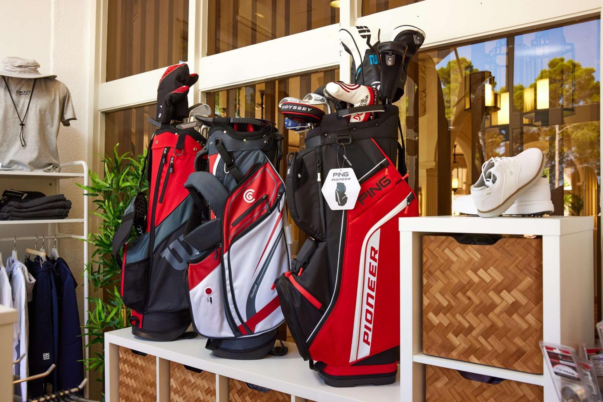 Hilton Mallorca Galatzo Παγκουέρα Εξωτερικό φωτογραφία Golf bags