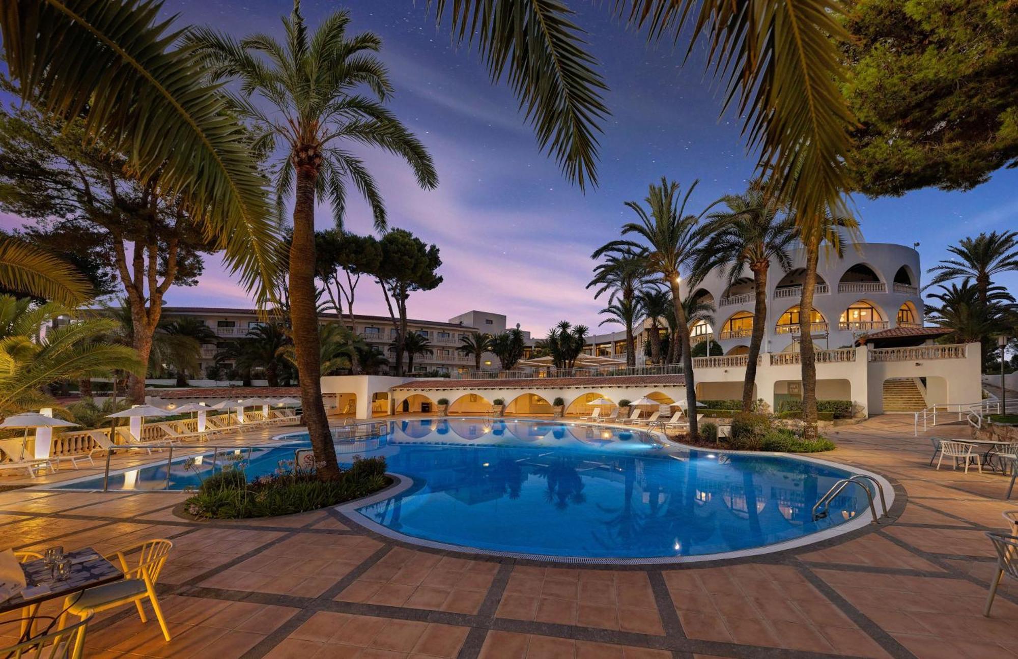 Hilton Mallorca Galatzo Παγκουέρα Εξωτερικό φωτογραφία The hotel's swimming pool