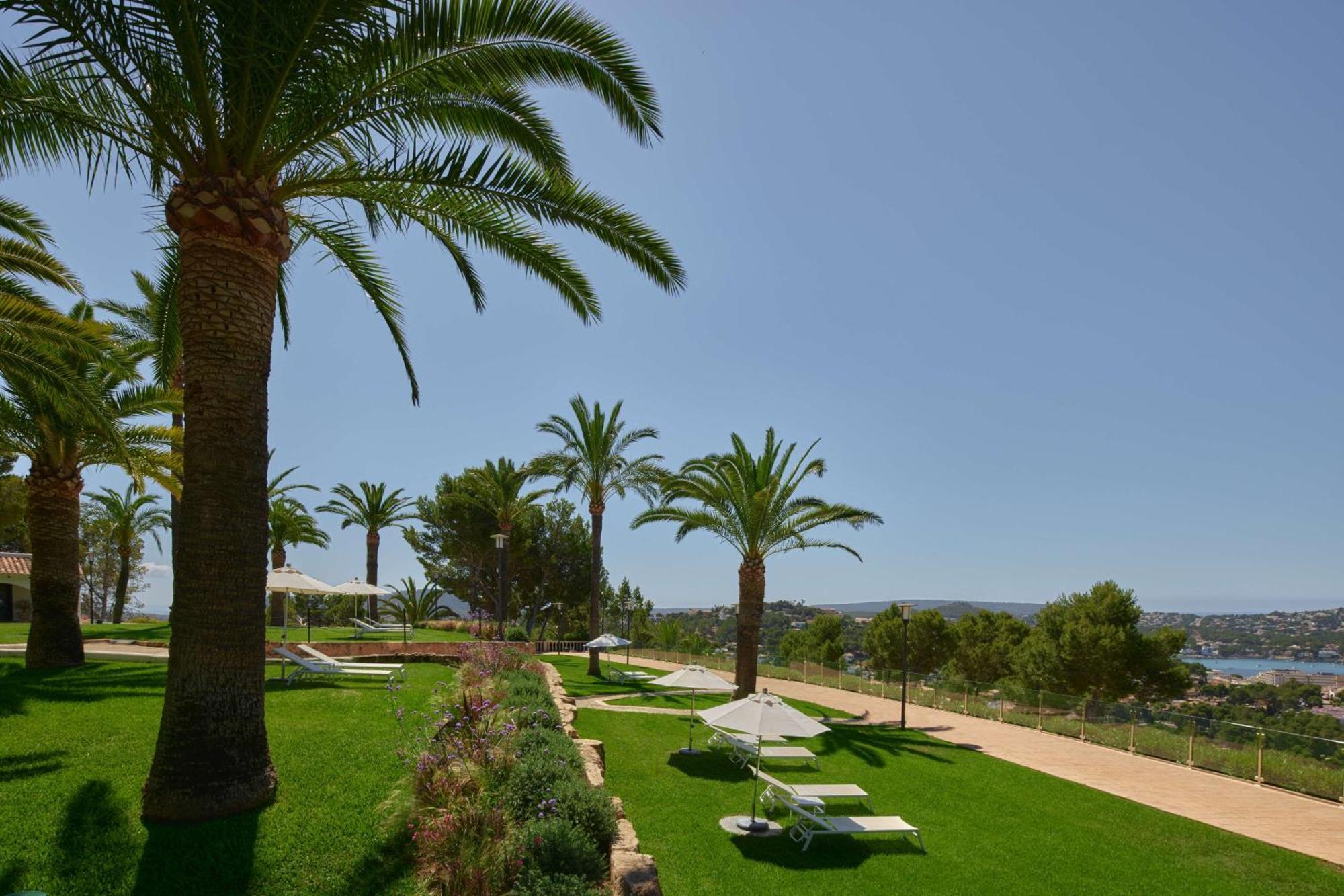 Hilton Mallorca Galatzo Παγκουέρα Εξωτερικό φωτογραφία The gardens of the hotel