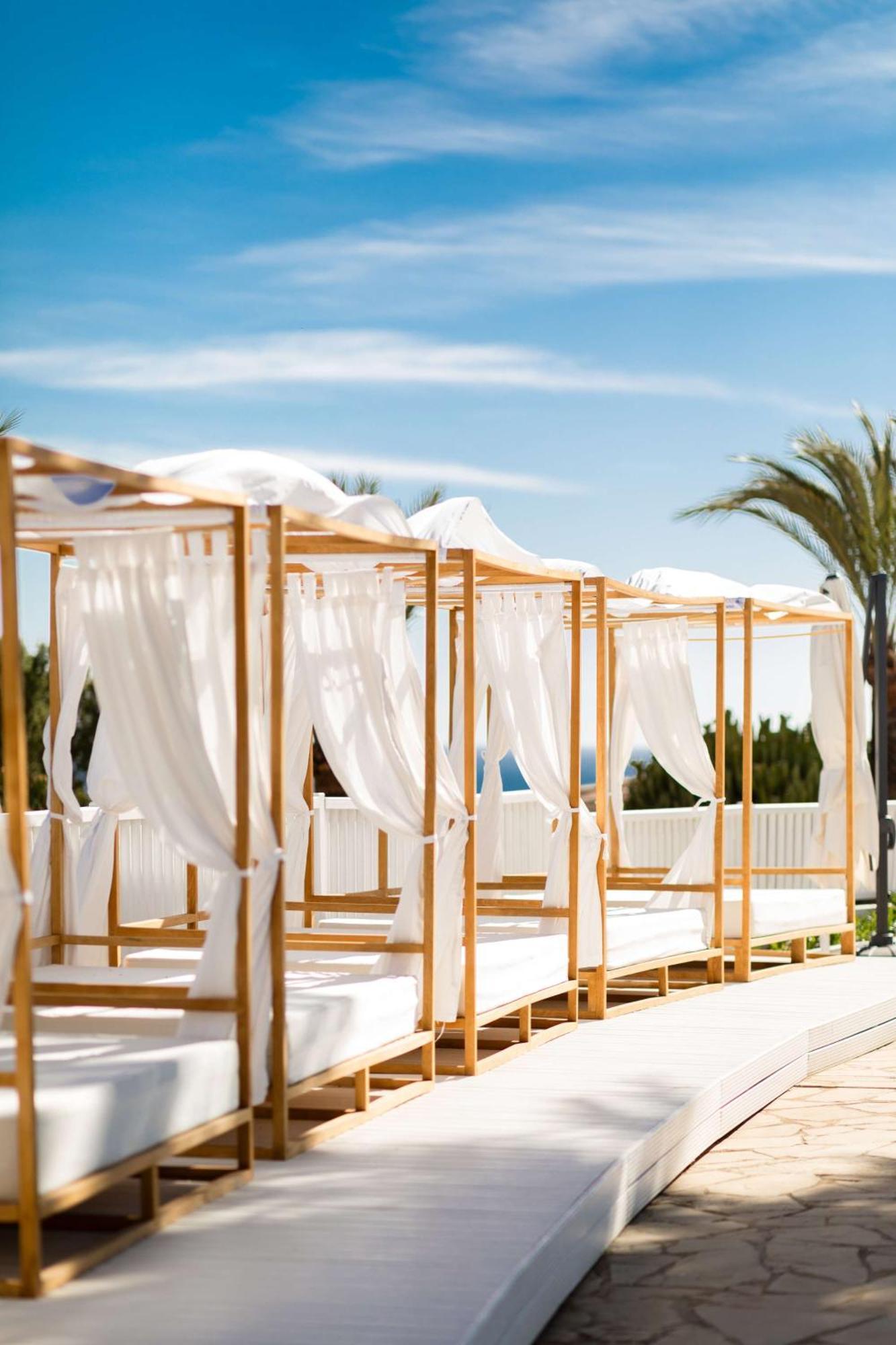 Hilton Mallorca Galatzo Παγκουέρα Εξωτερικό φωτογραφία Cabanas at Nikki Beach Club, Porto Cervo, Sardinia